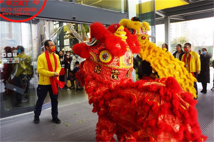 河南郑州大型开业庆典礼仪活动策划公司甲乙丙丁宜家家居郑州商场新春开工舞狮表演庆典仪式现场点睛仪式.jpg